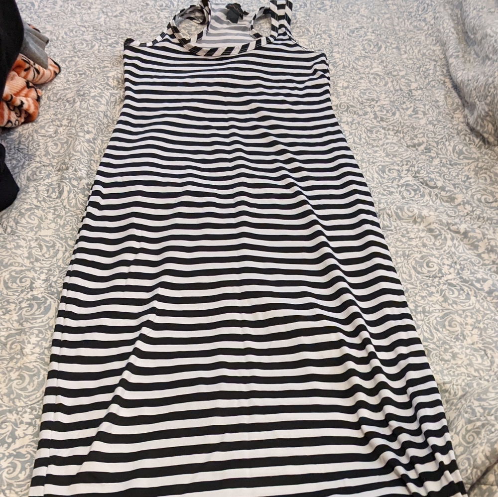 Size Medium Striped Stella Cruz Maxi Dress